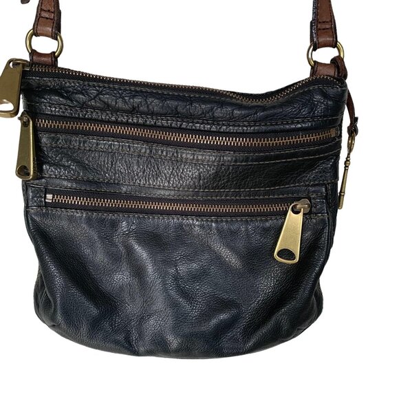 Fossil Cowhide Leather Gold Hardware Boho Crossbody Bag - Picture 3 of 12